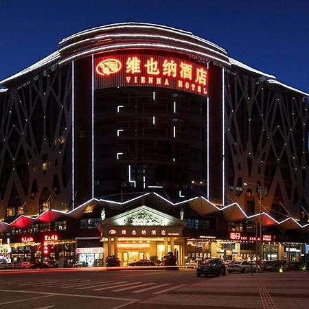Vienna Hotel Guangzhou Baiyun Airport エクステリア 写真