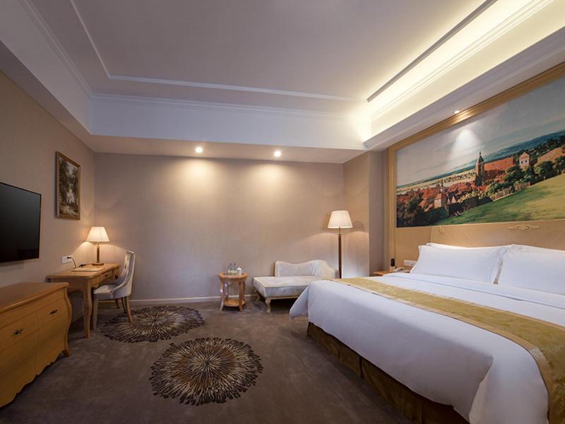 Vienna Hotel Guangzhou Baiyun Airport エクステリア 写真